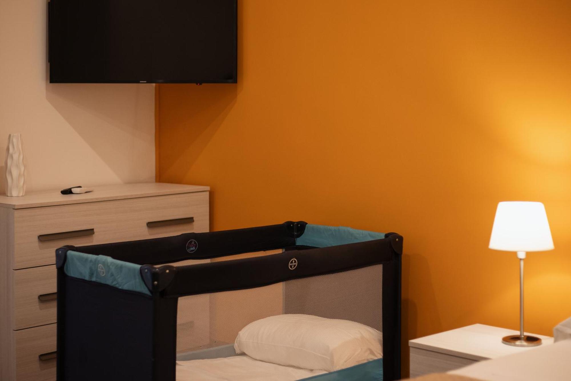 Apartamento Hello Chiaia Napoli By Progecta Srl Exterior foto